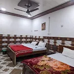 Vrindavan Devine Reality Paying Guest House