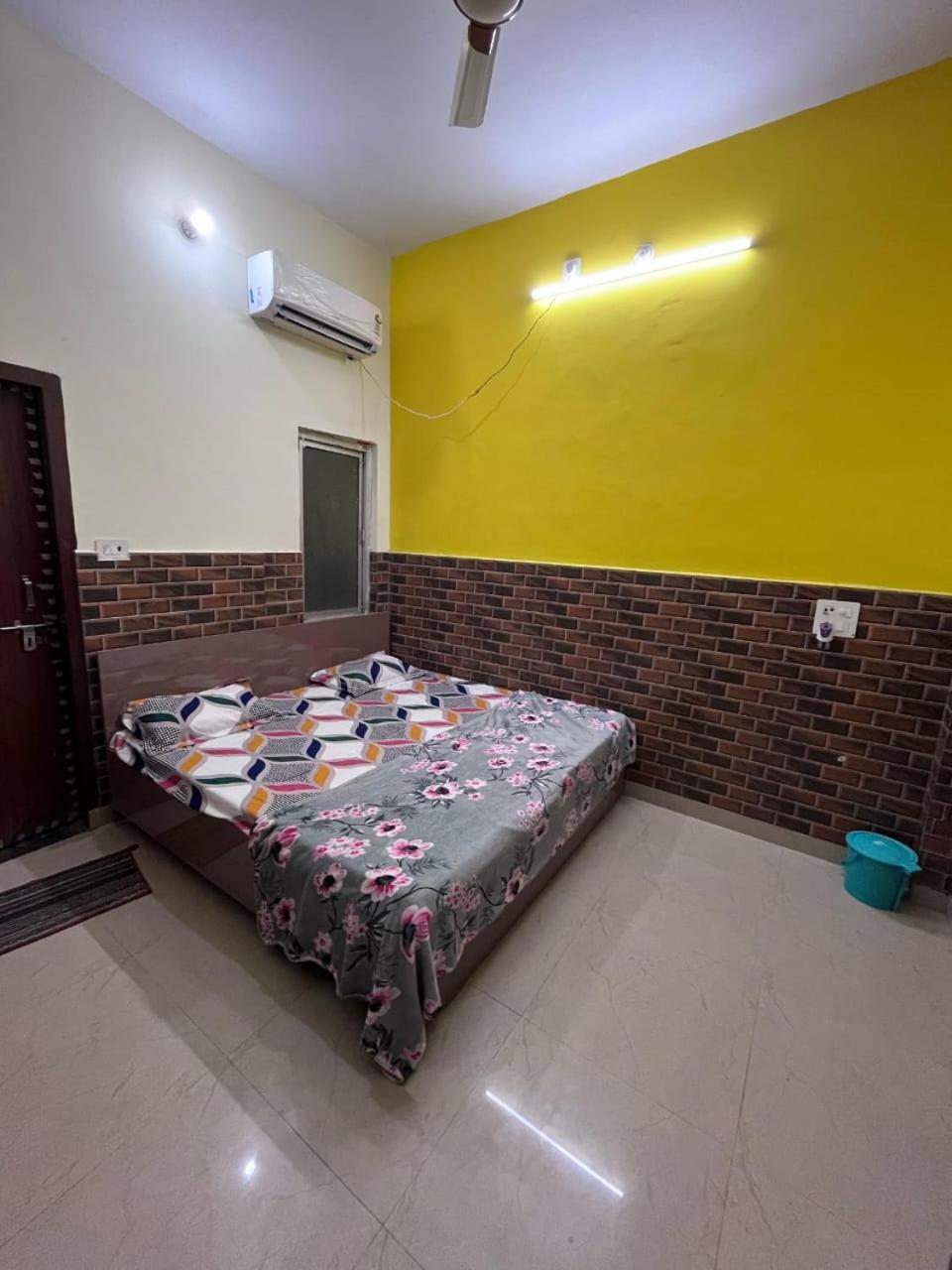 Guest house Devine Reality Paying